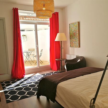 La Loge Du Theatre - Saintes Apartman Kültér fotó